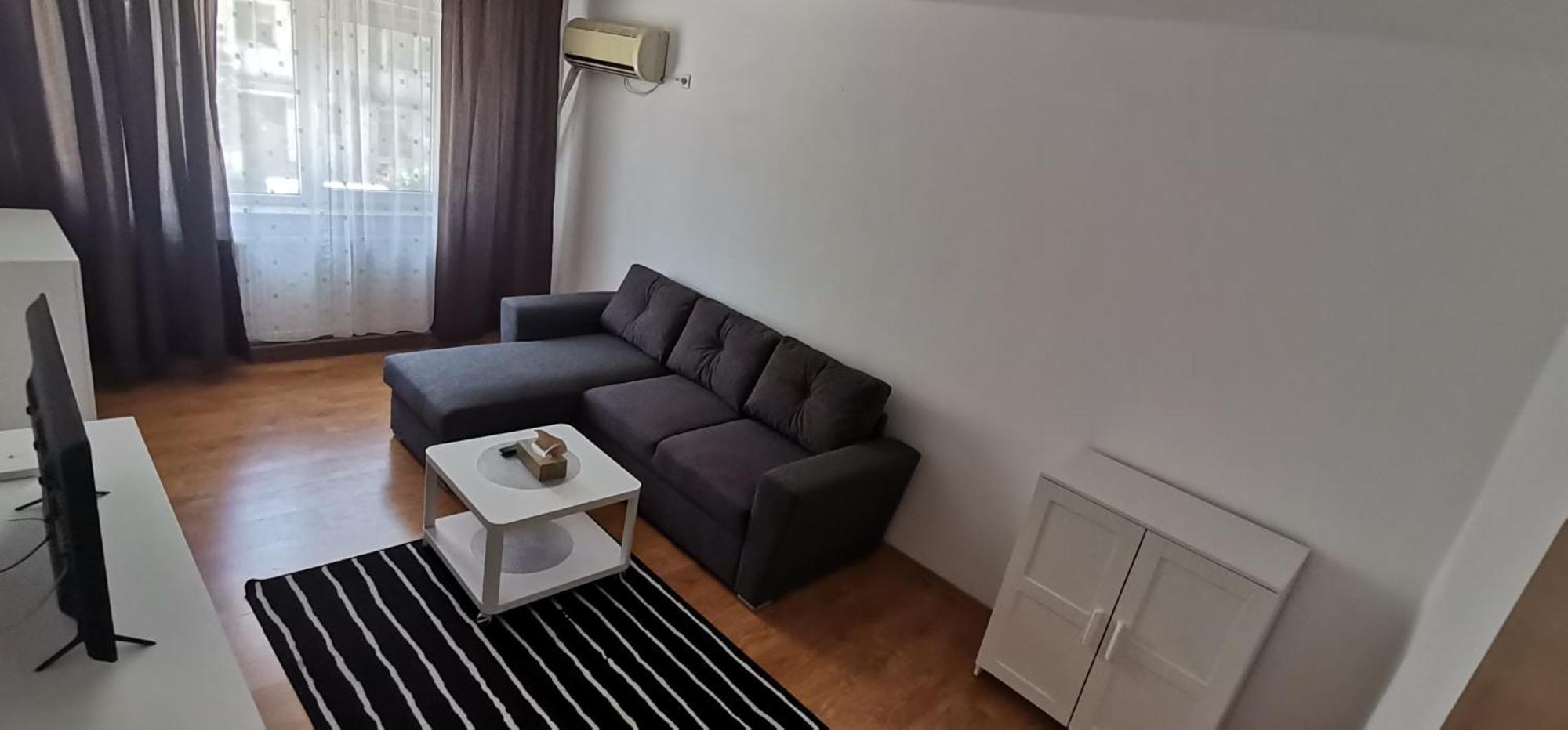 Dana Apartment Питещ Екстериор снимка